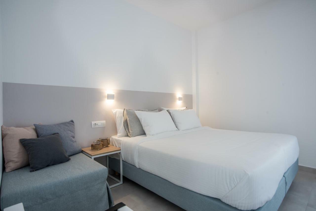 Nautilus Apartments-Suites Páros Eksteriør bilde